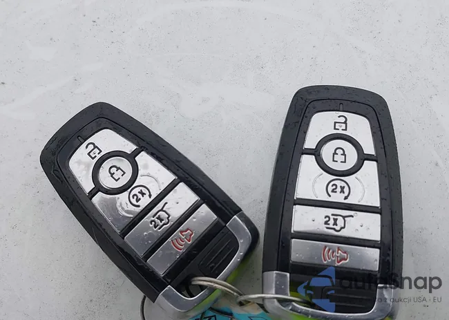 1FMCU9G68NUB55388: 43539601