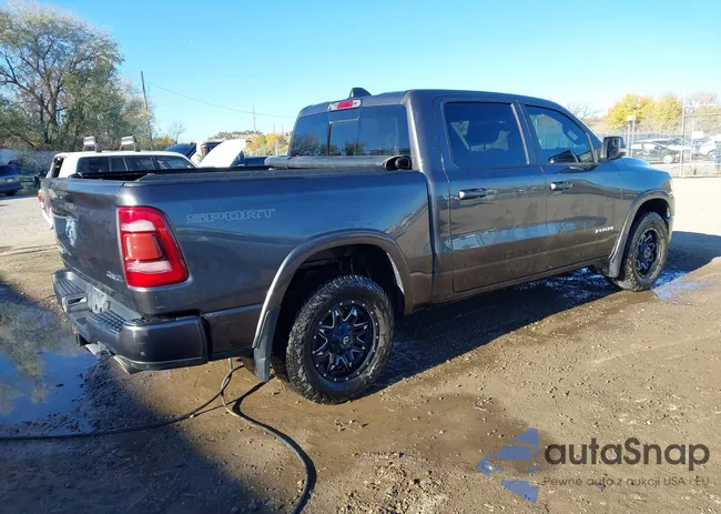 1C6SRFJT5KN925171: 43539602