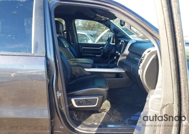 1C6SRFJT5KN925171: 43539602