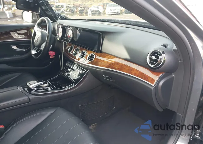 WDDZF4KB5HA110176: 43539727