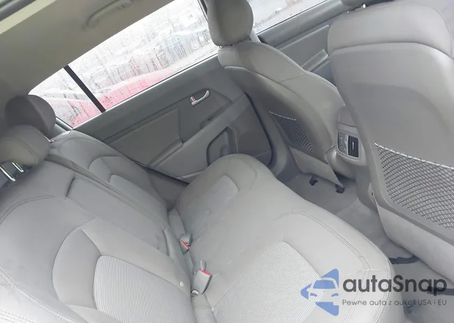 KNDPB3AC9E7612229: 43539745