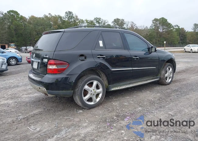 4JGBB86E27A276314: 43539748