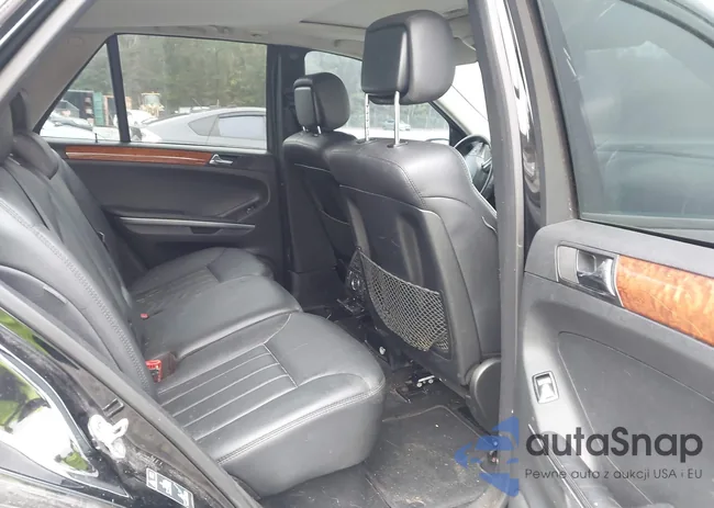 4JGBB86E27A276314: 43539748