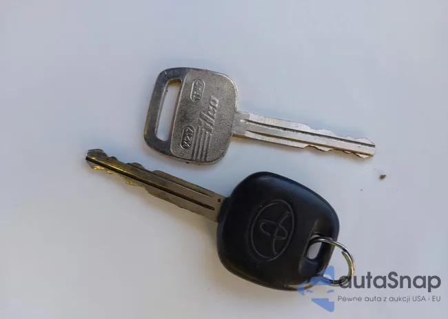 2T1BR32E75C374532: 43539758