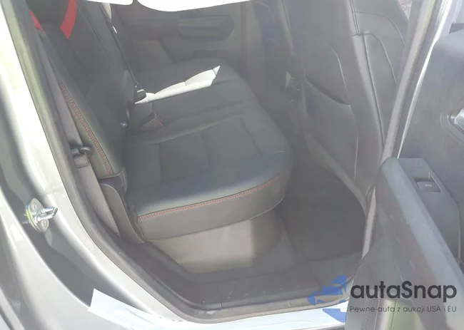 1GCPTDEK3P1175709: 43539919