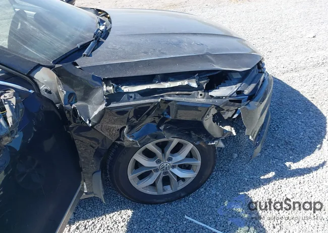 1VWAT7A30GC054675: 43539971