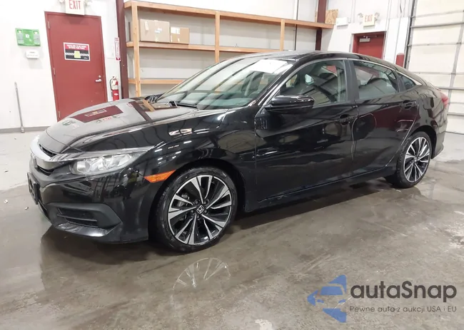 2HGFC2F50JH509391: 43538974