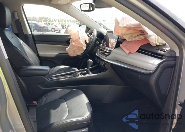 3C4NJDCB8NT102888: 43539299