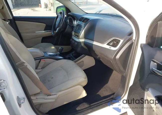 3C4PDCAB8FT700493: 43540496