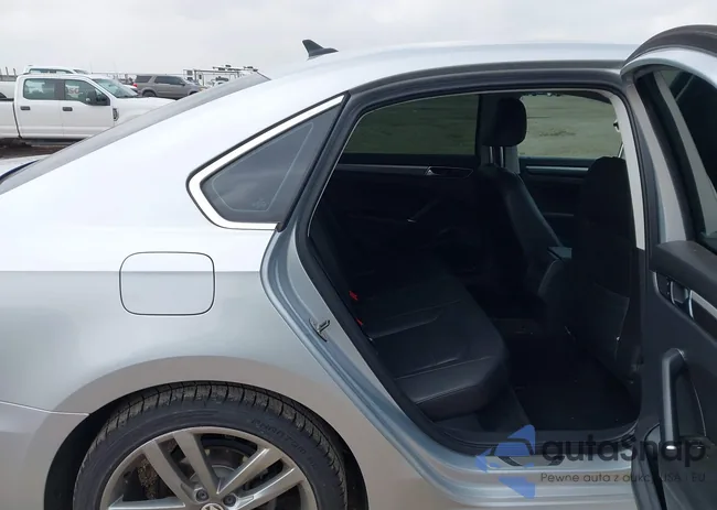 1VWDT7A36HC066036: 43540938