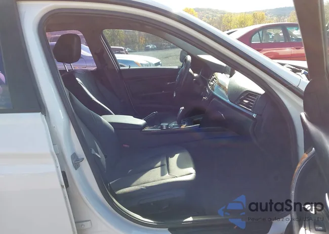 WBA3B5G50FNS17305: 43540066