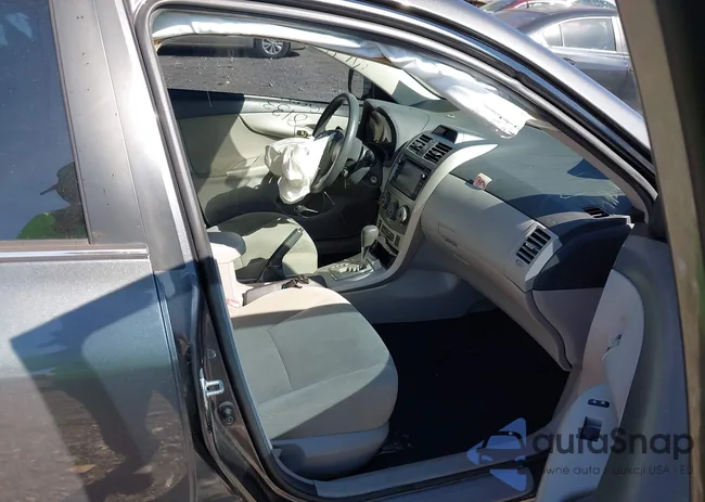 2T1BU4EE1DC958133: 43540096