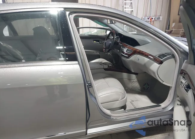 WDDNG7DB7DA527500: 43540252