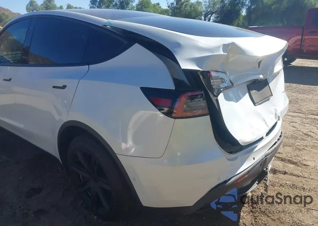 5YJYGDEE8LF015281: 43541485