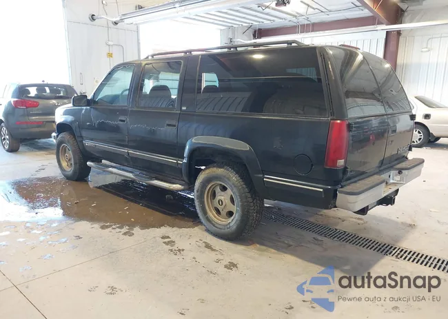 1GNGK26J3TJ332461: 43541680