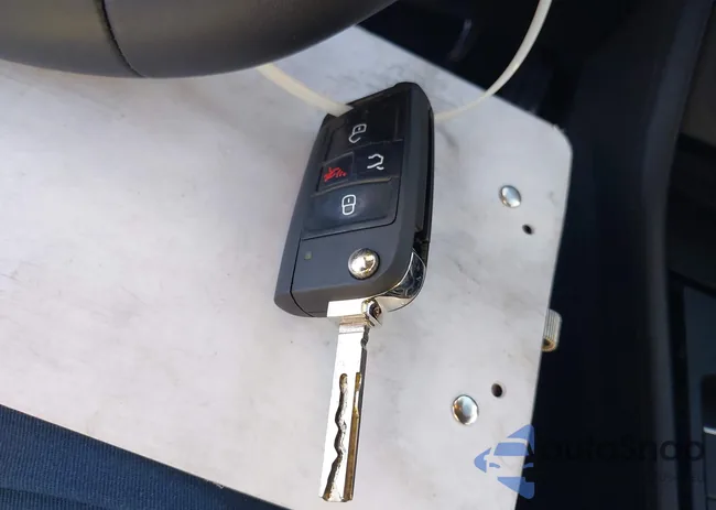 3VWBM7BU7RM033476: 43541805