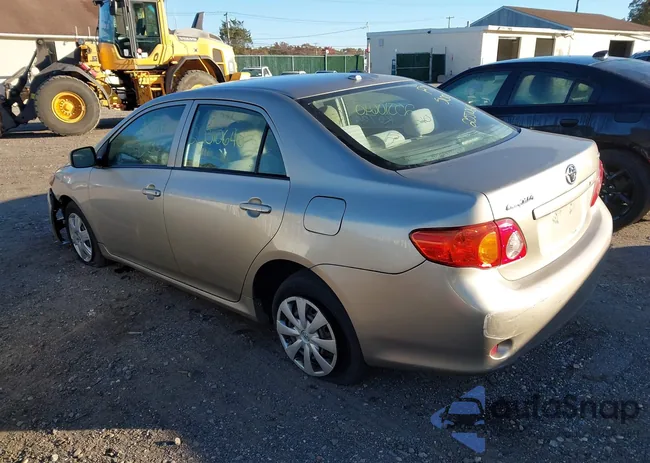 1NXBU40E79Z031537: 43541922