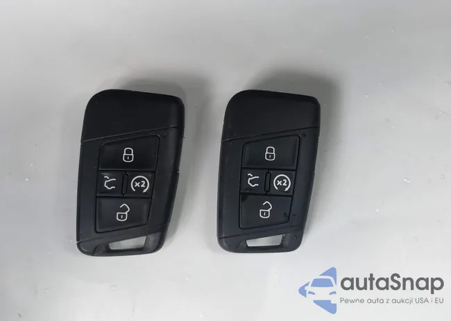 3VV2B7AX0JM157244: 43541008