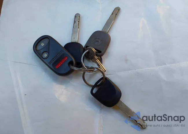 2HGES26725H552197: 43541029