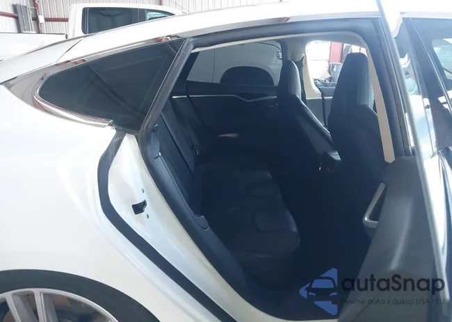 5YJSA1CN2DFP05943: 43541040