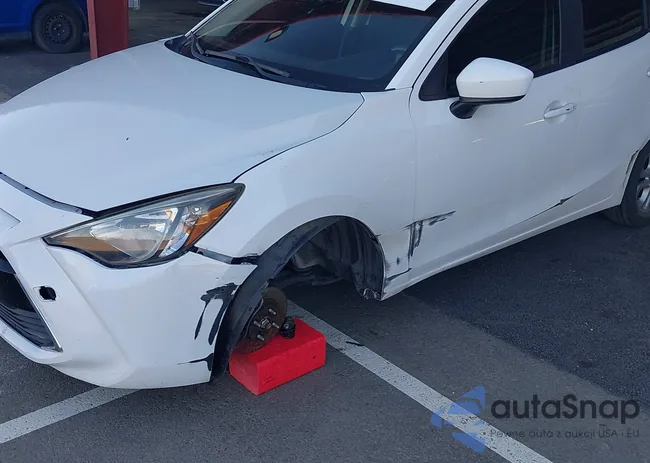 3MYDLBYV8HY155094: 43541248