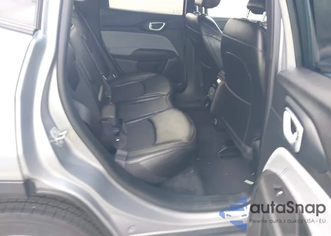 3C4NJDBN1PT541865: 43542403