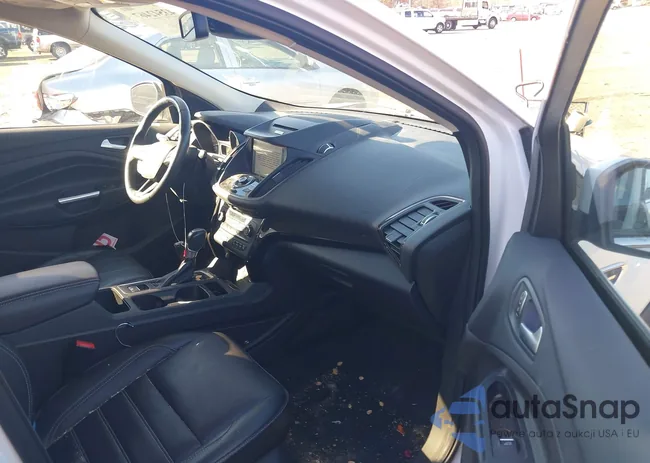 1FMCU0J94HUC78690: 43542467