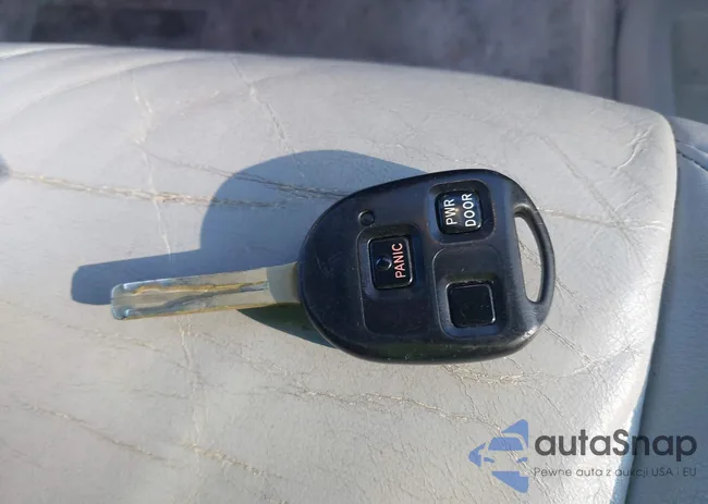 2T2GA31U75C023945: 43542729