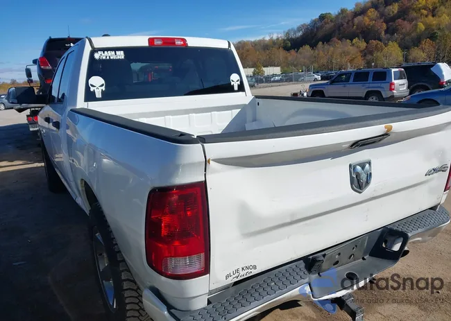 1C6RR7FT2ES386947: 43542765