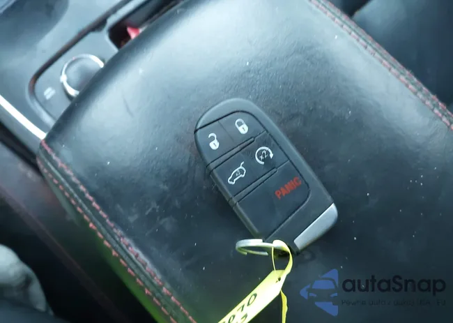 1C4SDJCT5FC690036: 43542772