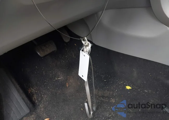 2T1BU4EE2BC637733: 43542879