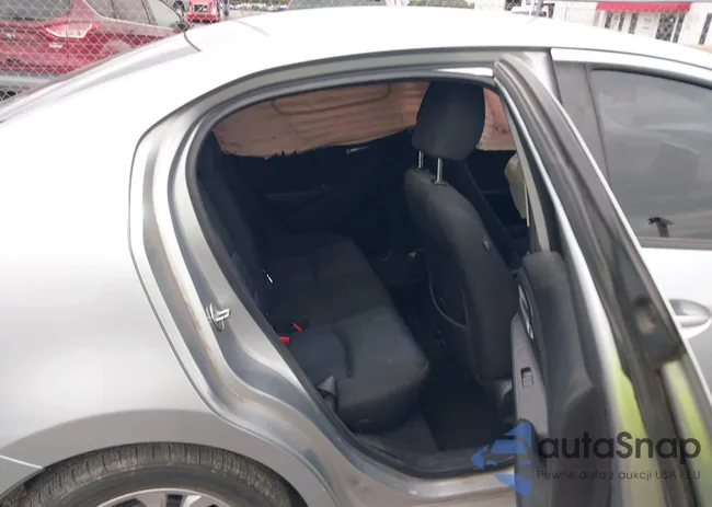 3MYDLBYV2JY333085: 43542292