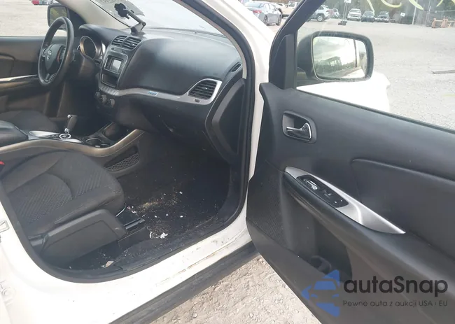 3C4PDCAB1HT545398: 43542357