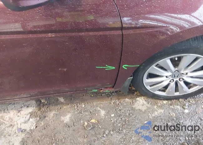 1HGCP2F84BA013706: 43543535