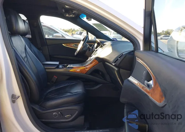 2LMPJ8LR7JBL14118: 43543571