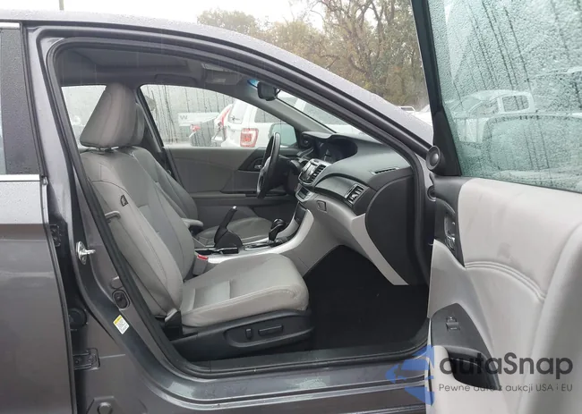 1HGCR2F89DA167258: 43543714