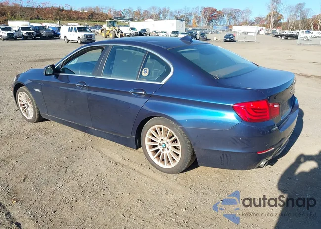 WBAFR7C55BC803174: 43543755