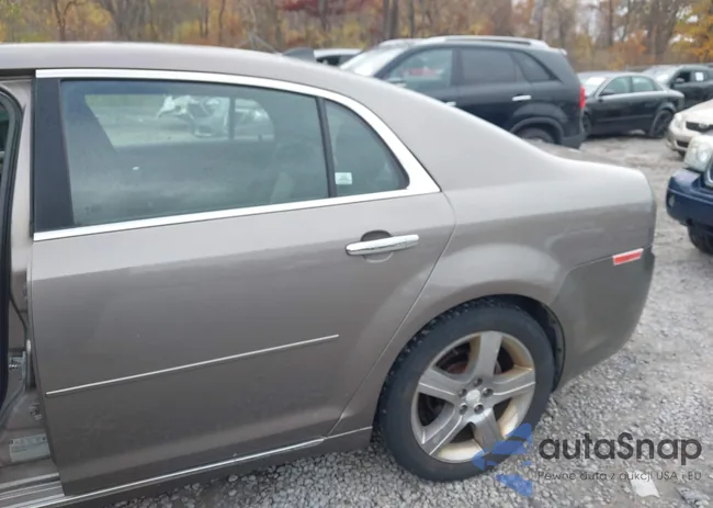 1G1ZC5E05CF182597: 43543908