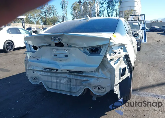 KMHD74LF6HU303949: 43544532