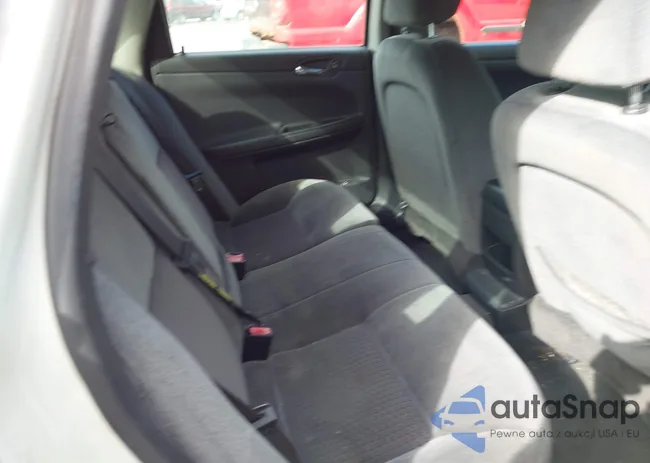 2G1WT58N489277422: 43544086