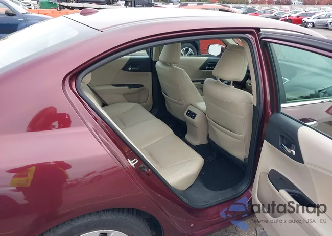 1HGCR2F80FA175574: 43545524