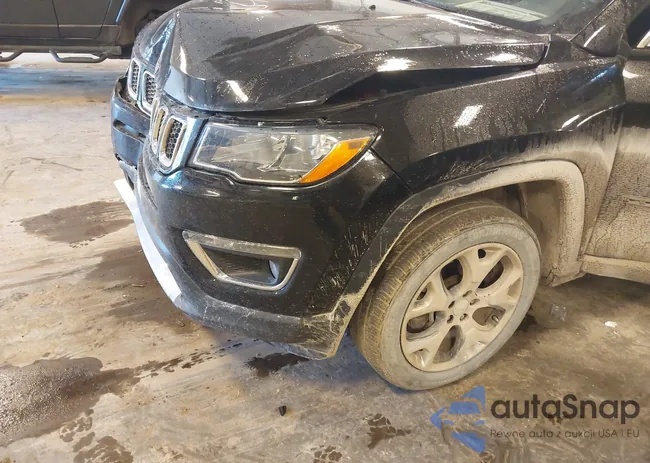 3C4NJDCB9KT827203: 43545527