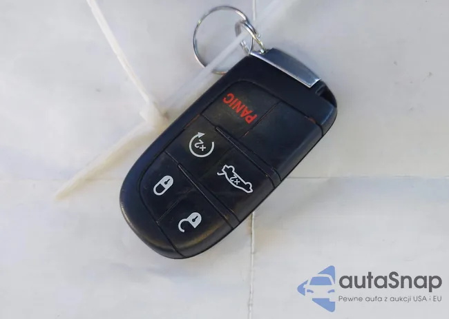 2C3CDXHG9JH221383: 43545246