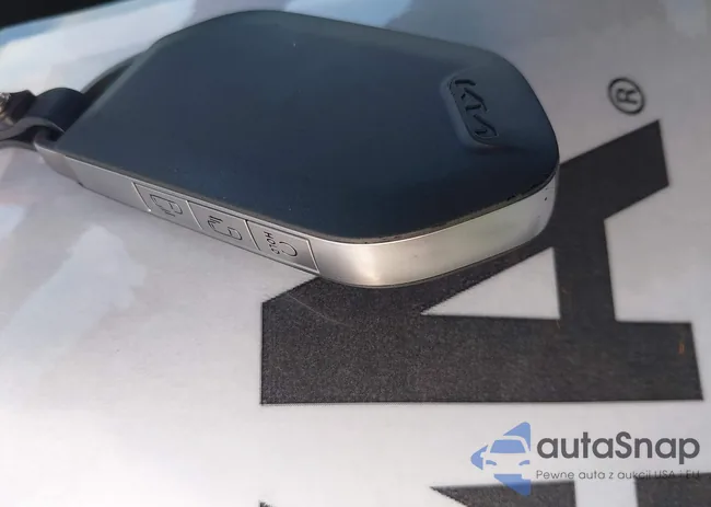 KNDNB5K36S6464253: 43546581