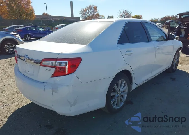 4T4BF1FK6CR256096: 43546584