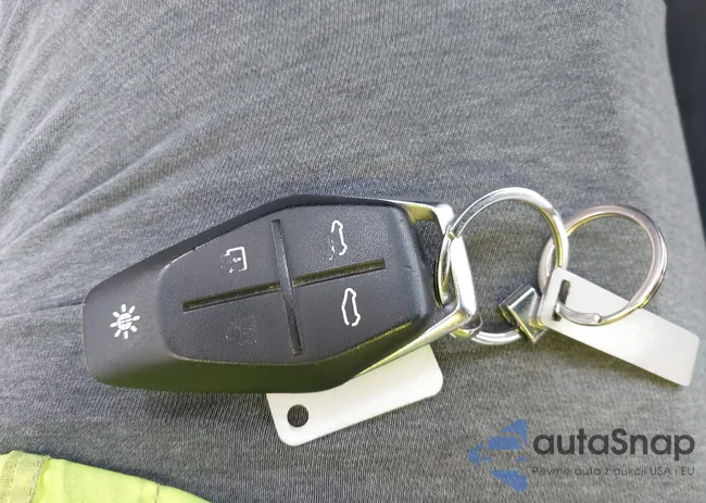 VCF1ZBU29PG004566: 43546596