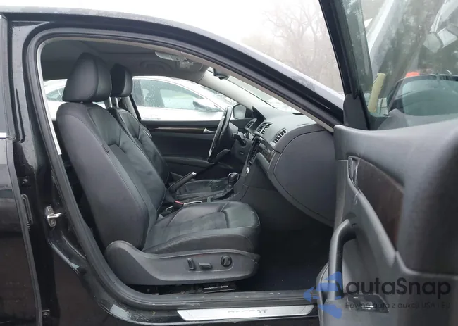 1VWCV7A35FC022497: 43546687