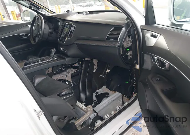 YV4A22PM8K1465395: 43546953