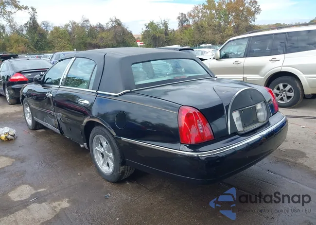 1LNHM81W9YY820577: 43546004