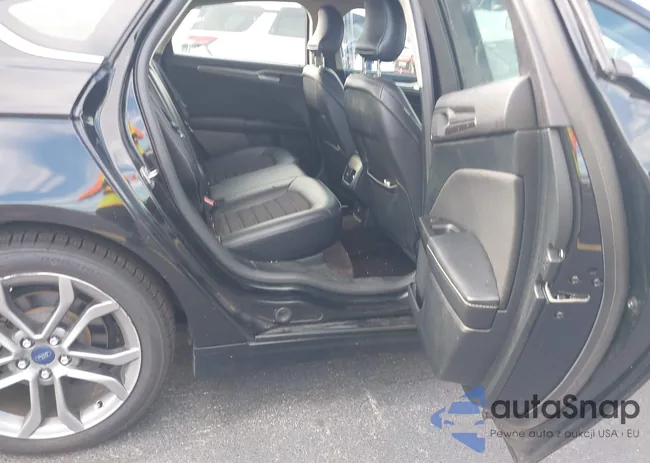 3FA6P0LU6HR324477: 43546084